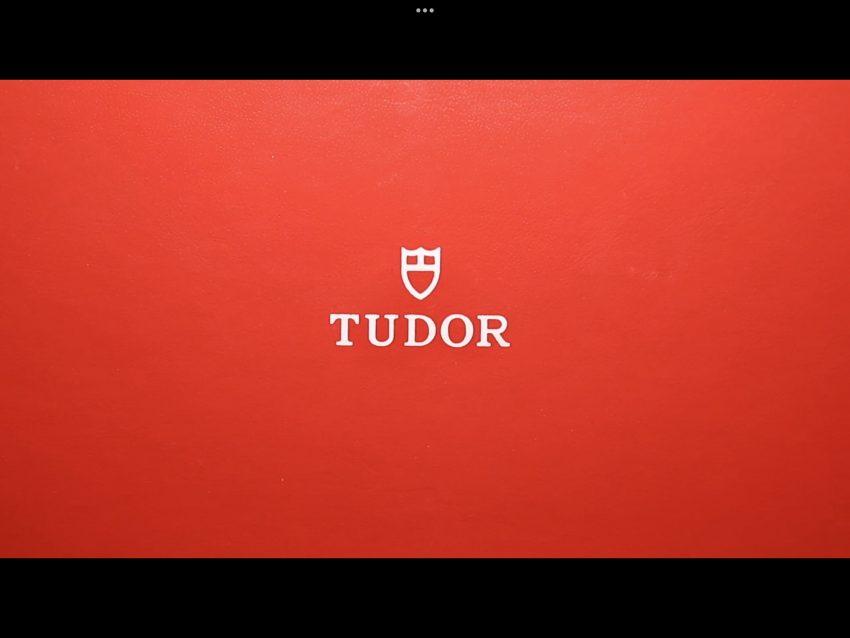 Часы Tudor Style