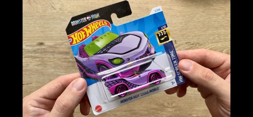 2024 Hot Wheels HW Screen Time Monster High Ghoul Mobile HRY45